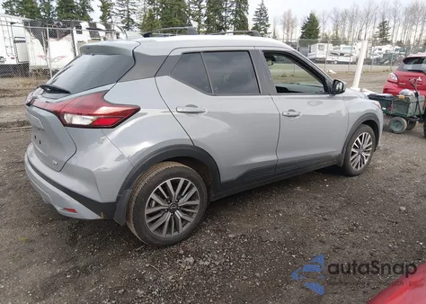 2023 Nissan Kicks Sv Xtronic Cvt z USA, uszkodzony, nr VIN 3N1CP5CV1PL482541